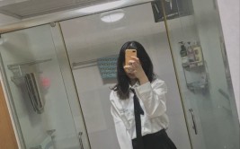 同志海滩同志酒店AV口成欢阁电视版下载